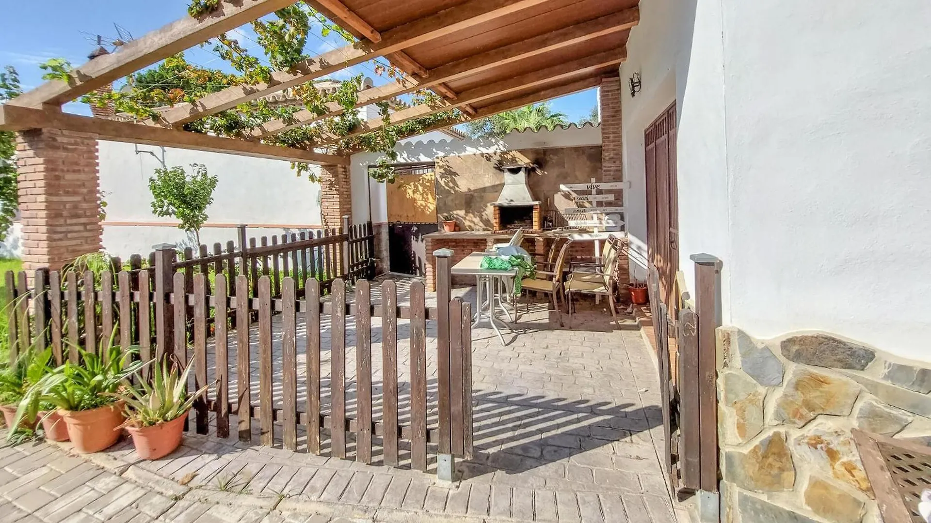 Nice Home In Barbate With Wi-Fi Дом отдыха